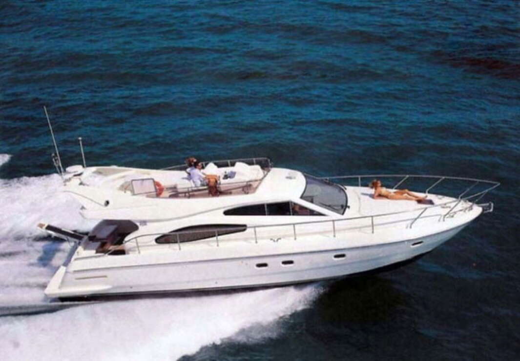 Ferretti 48ft